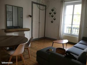 Loc T4 appartement meublé plein centre-ville 3 chambres