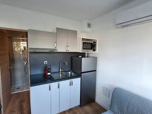 Appartement 2 pièces meublé à l'année