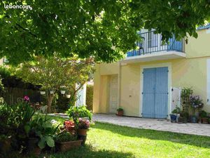 Location dans villa meublé chambre cuisine et sdb