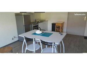 Appt T2 meublé en rez de jardin