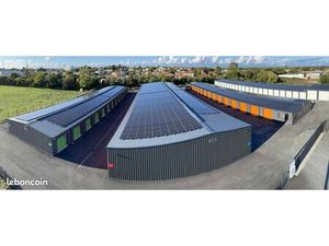 BOX DE 49m² A LOUER