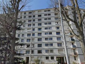 94200 IVRY APPARTEMENT 3 PIECES 50.23 M² AVEC UN BOX ET UNE CAVE