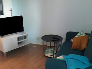 94400 VITRY STUDIO 33 M² AVEC PARKING ET JARDINET