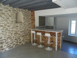 Maison mitoyenne no1 au calme dans ancienne ferme complèteme