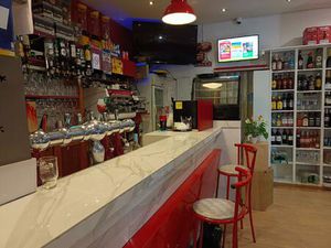 Local commercial – Murs et fonds avec logement