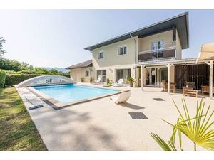 Maison de luxe de 185 m2 en vente Mouxy  Aix-les-Bains  Auvergne-Rhône-Alpes