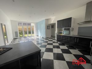 Maison de 163m2 cinq chambres  jardin sans travaux à Saint Quen