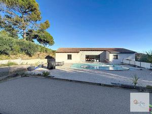 Maison PP de 146m² de type T4 + bureau avec piscine