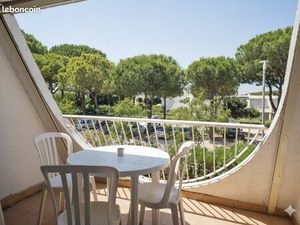 Studio double cabine + clim + terrasse + parking privé – La Petite Motte – 12 min plage ⭐