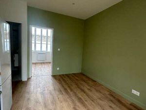 Location Appartement 2 pièces à Saint-Brieuc (22000) : à louer 2 pièces / 25m² Saint-Brieu