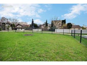 Chambre 1 pièce 13 m²