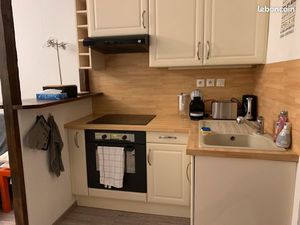 Beau F2 meublé et calme au centre-ville