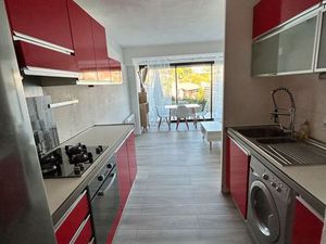 à louer – 2 pièces en rez-de-jardin – villeneuve-loubet