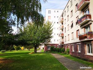 T4 rénové avec 3 chambres à 8mn à pied du RER C idéal colocation