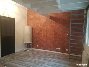 Studio avec mezzanine