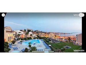 Appartement à Six-Fours-La Coudoulière- Accès direct plages  port et commerce