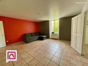 Appartement 105m2 Les mages