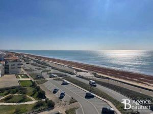 Vente Appartement 2 pièces Bord de Mer à Saint-Hilaire-de-Riez (85270) : à vendre 2 pièces