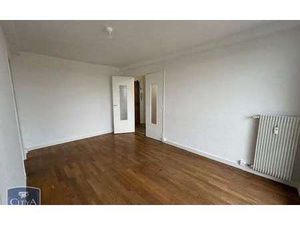 Location Appartement 2 pièces à Villeurbanne (69100) : à louer 2 pièces / 52m² Villeurbann