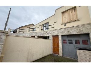 Immeuble Villeparisis 121.9 m² T-6 à vendre  370 000 €