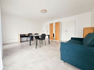 STUDIO MEUBLÉ RÉNOVÉ 32M² AVEC BALCON ET PARKING -CERGY LE HAUT