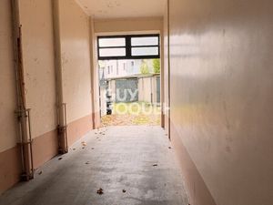 PARKING À LOUER DE 5 00 M²