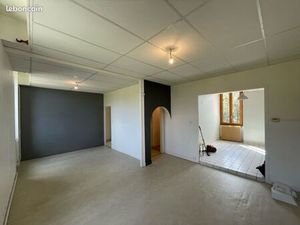 Location d'un appartement à Urval