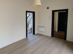 Location F2 lumineux – Immeuble calme