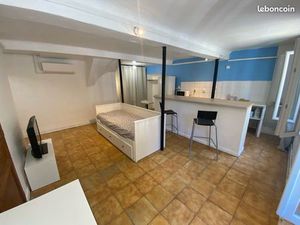 Grand studio Toulon Ouest