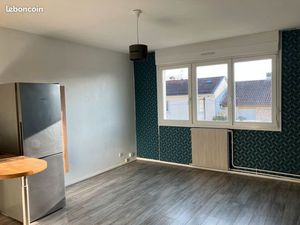 Studio 25 m2 Essey Les Nancy (chauffage  eau chaude et froide compris dans les charges)