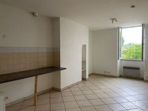 Appartement 40m* à courson les carrières