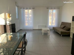 T2 56M2 climatiser et parking centre ville