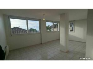 T3 bis Angoulême centre quartier cathédrale