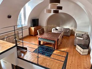 Loft unique de 100m2 en location meublée longue durée