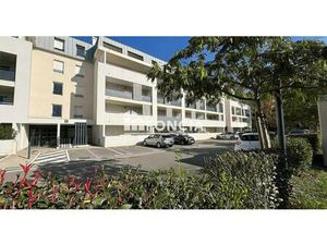 Exclusivité FONCIA  T2 rez-de-chaussée 64m2  normes d'accessibilité