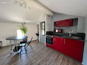 Pernes les Fontaines - Appartement rénové 37 m²