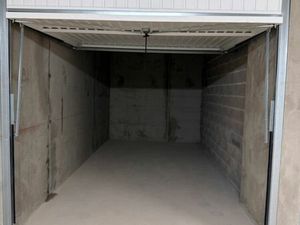 Garage a louer charnay les macon