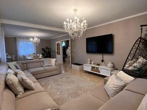 Maison familiale à Avanne Aveney