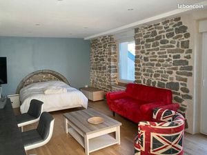 Superbe Studio  bien situé  bien équipé 