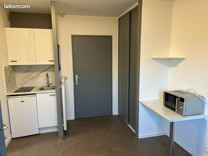 Studio 1 pièce rénové