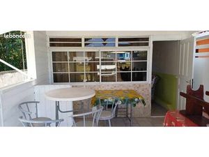 Maison à louer au Moule