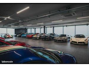 Place de parking à louer pour voiture collection