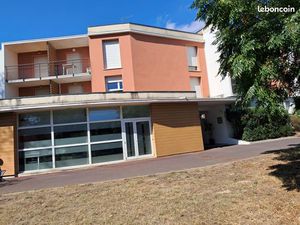 Beau studio lumineux 498 tout inclus zéro factures 25m2 34500 Beziers Résidence le Fonsera