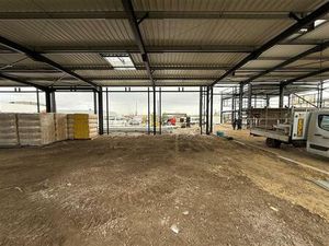 Location local d'activités BASSENS 1 019 m²