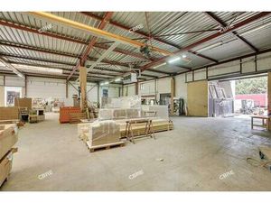 Location local d'activités BRETIGNY SUR ORGE 1 703 m²