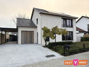 Huis te huur in Wuustwezel met 4 slaapkamers