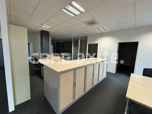 Location bureau SAINT PIERRE EN FAUCIGNY 78 m²
