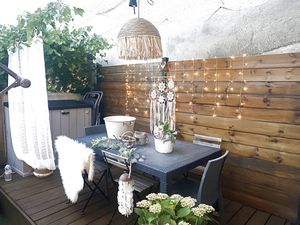 Maison de village avec cour et parking