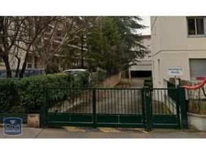 Parking à louer - Lyon 4e Arrondissement (69004) - 152€