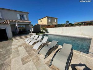 Villa de standing avec piscine & jacuzzi chauffés – Impasse très calme